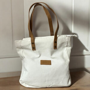 Cozy Earth Canvas Tote Bag Zip Top Leather Handles Minimalist Eco St